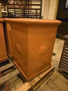 lot 15850 image: Terracotta Looking Trashcan with Ashtray Top