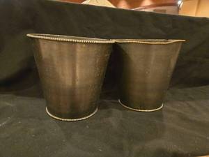 lot 48190 image: (13) Metal Beaded Rim Planters