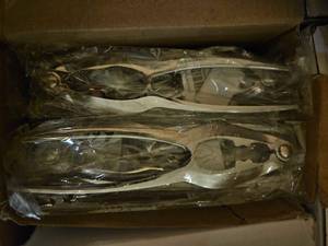 lot 27354 image: (7) Double Jaw Lobster Cracker Tool - New in Package