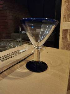 lot 48243 image: (6) Martini Glasses with Cobalt Blue Base