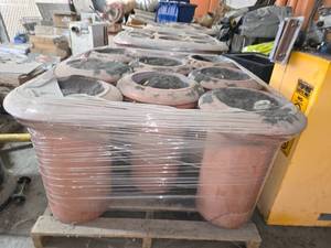lot 780 image: (8) Commercial Terracotta Outdoor Ashtrays