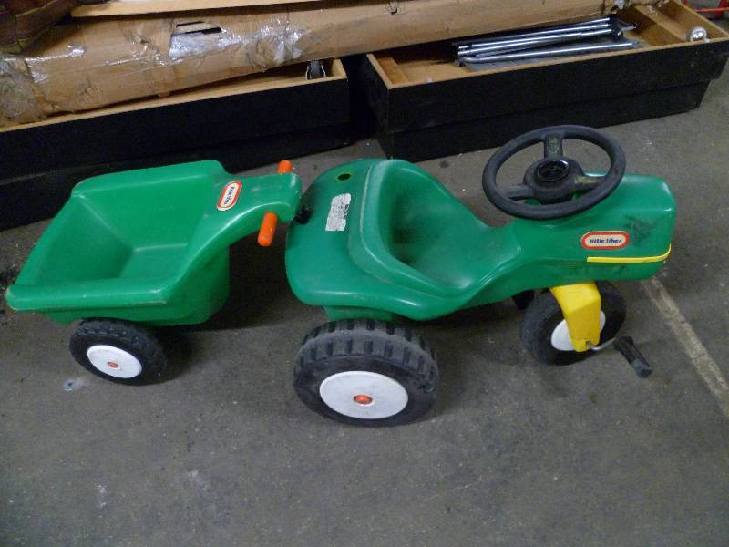 little tikes tractor and trailer