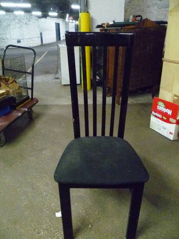 lot 1716 image: Chair