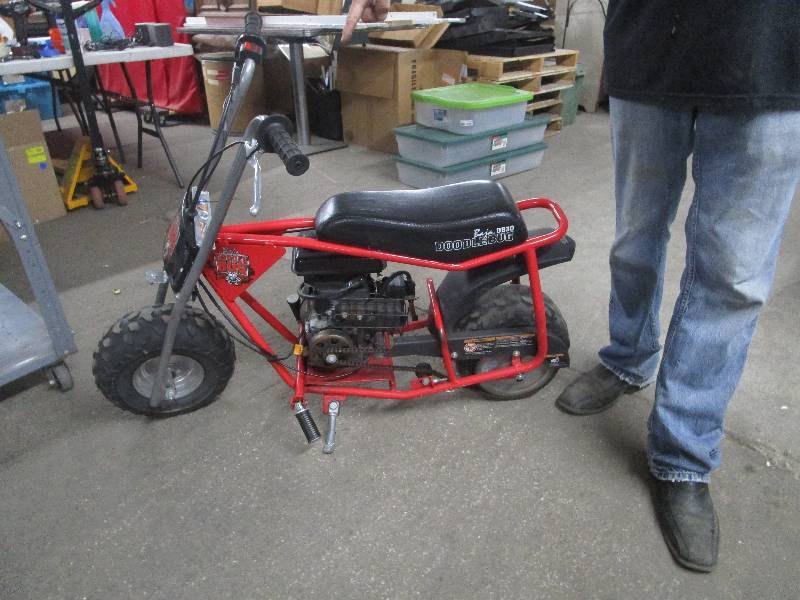 lot 1604 image: Doodlebug Mini Bike
