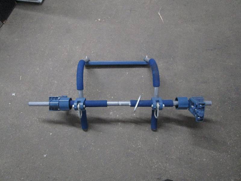 lot 1621 image: Workout Bar