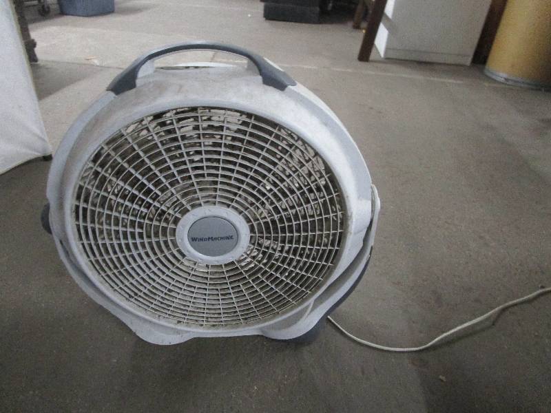 lot 1670 image: Floor Fan