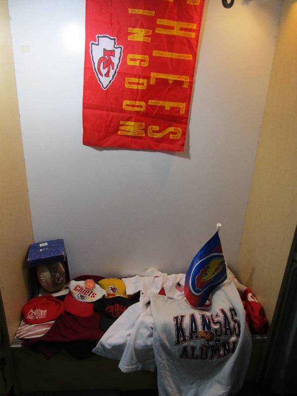 lot 1808 image: Lot of Local Sporting Items