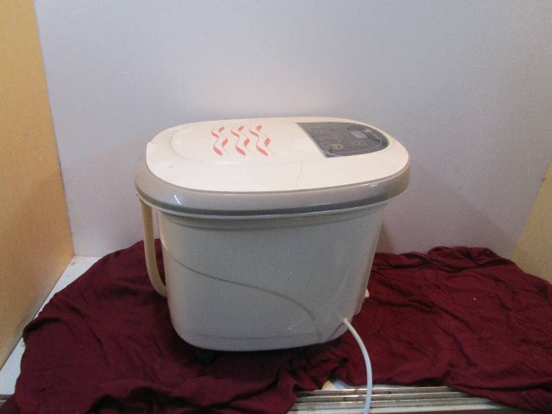 lot 1796 image: Prospera Foot Bubbler
