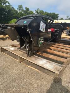 lot 3 image: Unused CAPTOK CK-SG45 Skid Steer Stump Grinder Attachment