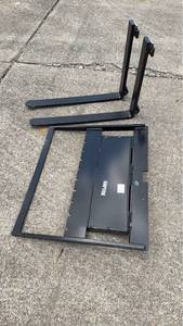 lot 25 image: Unused MINI Skid Steer Pallet ForksWith two 30 forks