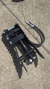 lot 63 image: Unused Mini Excavator Hydraulic Thumb Attachment