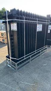 lot 186 image: 22 pc Fence - Unused KJ 8x6ft Powder Coated in Steel Site Fence K0608-22 3-Rail Heavy-Duty