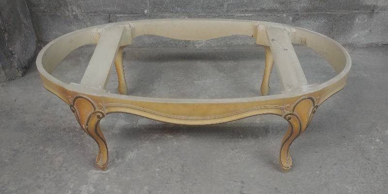 lot 846 image: French Provincial Table Base