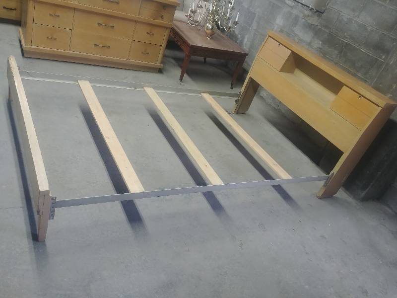 lot 869 image: Mid Century Full Size Bed Frame