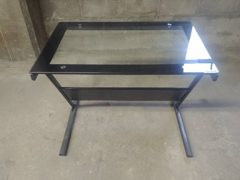 lot 872 image: Modern Glass Top Desk