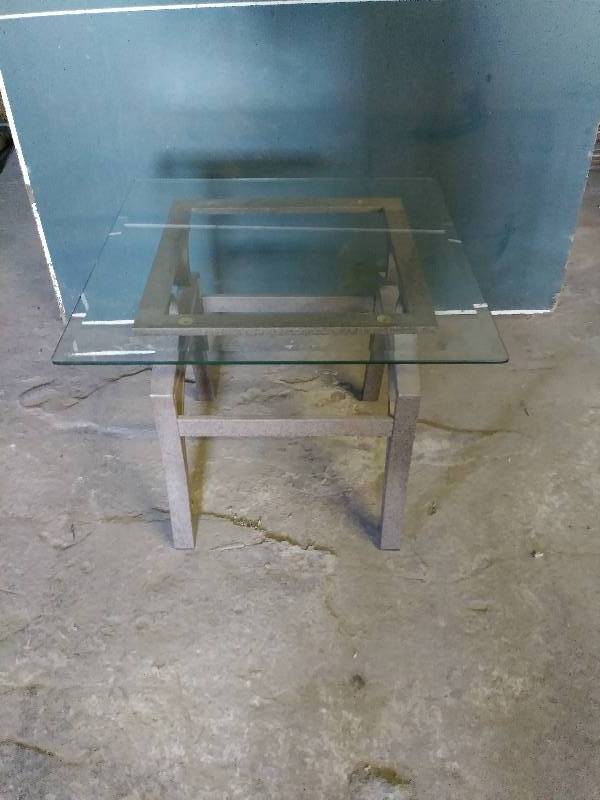 lot 904 image: Glass Top End Table