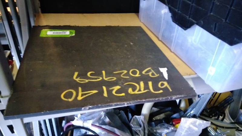 lot 4053 image: (1) 15 x 15 x 38 steel plate