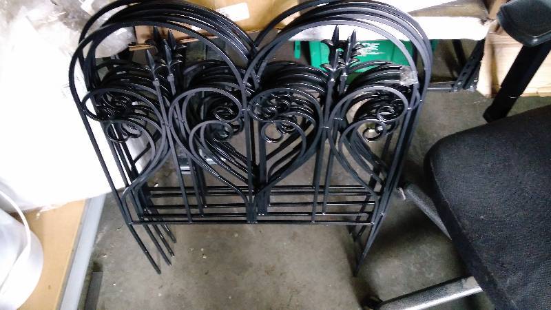 lot 4060 image: (5) CT.  lot metal garden fencing,  24 x 31 (total height)