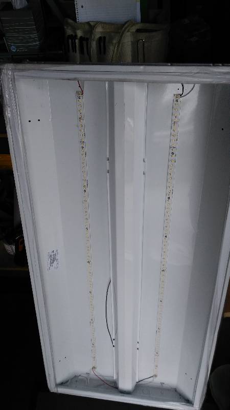 lot 4102 image: (1)Lithonia lighting 2GTL, recessed LED luminary