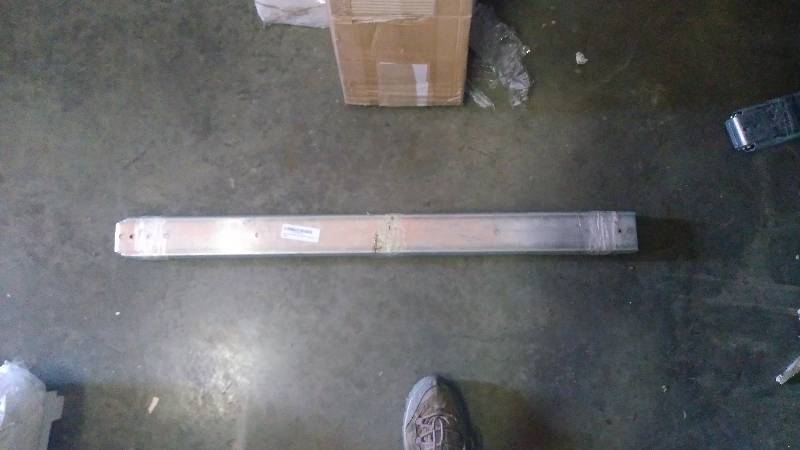 lot 4104 image: (1) pair heavy duty drawer slides, 500 LG capacity