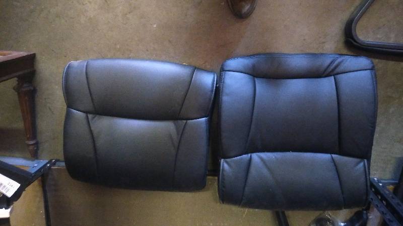 lot 4139 image: office chair parts,  incomplete