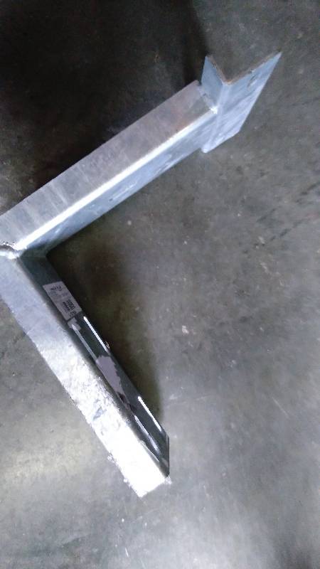 lot 4148 image: large equipment hitch bracket