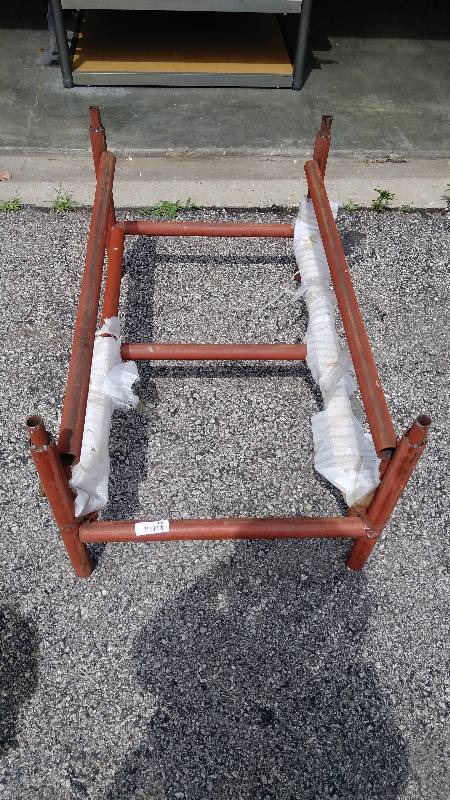 lot 4164 image: steel rack