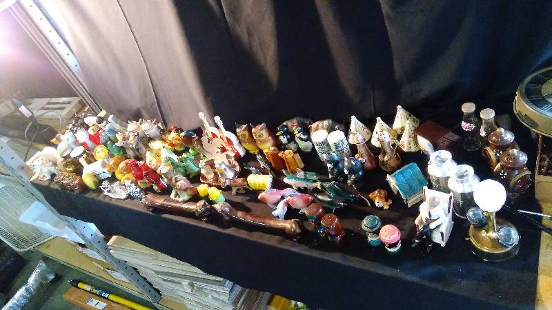 lot 4179 image: large lot of salt an pepper shakers