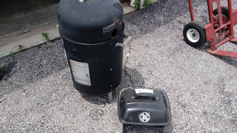 lot 4187 image: (2) CT.  mixed lot,  (1)bullet smoker,  (1)tailgater grill
