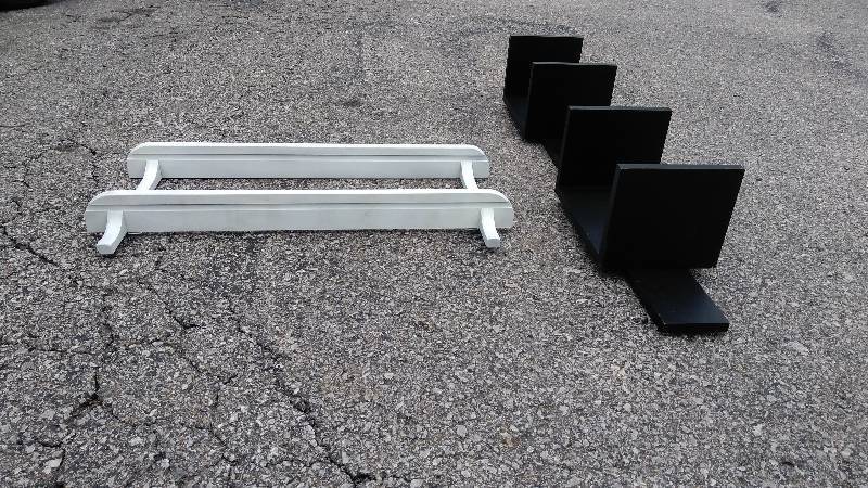 lot 4195 image: (2) CT.  lot decorative shelves