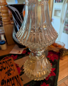 lot 527 image: Clear Glass Hurricane Lamp with Ribbed Pattern