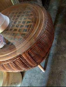 lot 600 image: Mid-Century Wicker Side Table with Glass Top