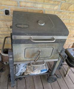 lot 645 image: Kingsford Charcoal Grill with Cart
