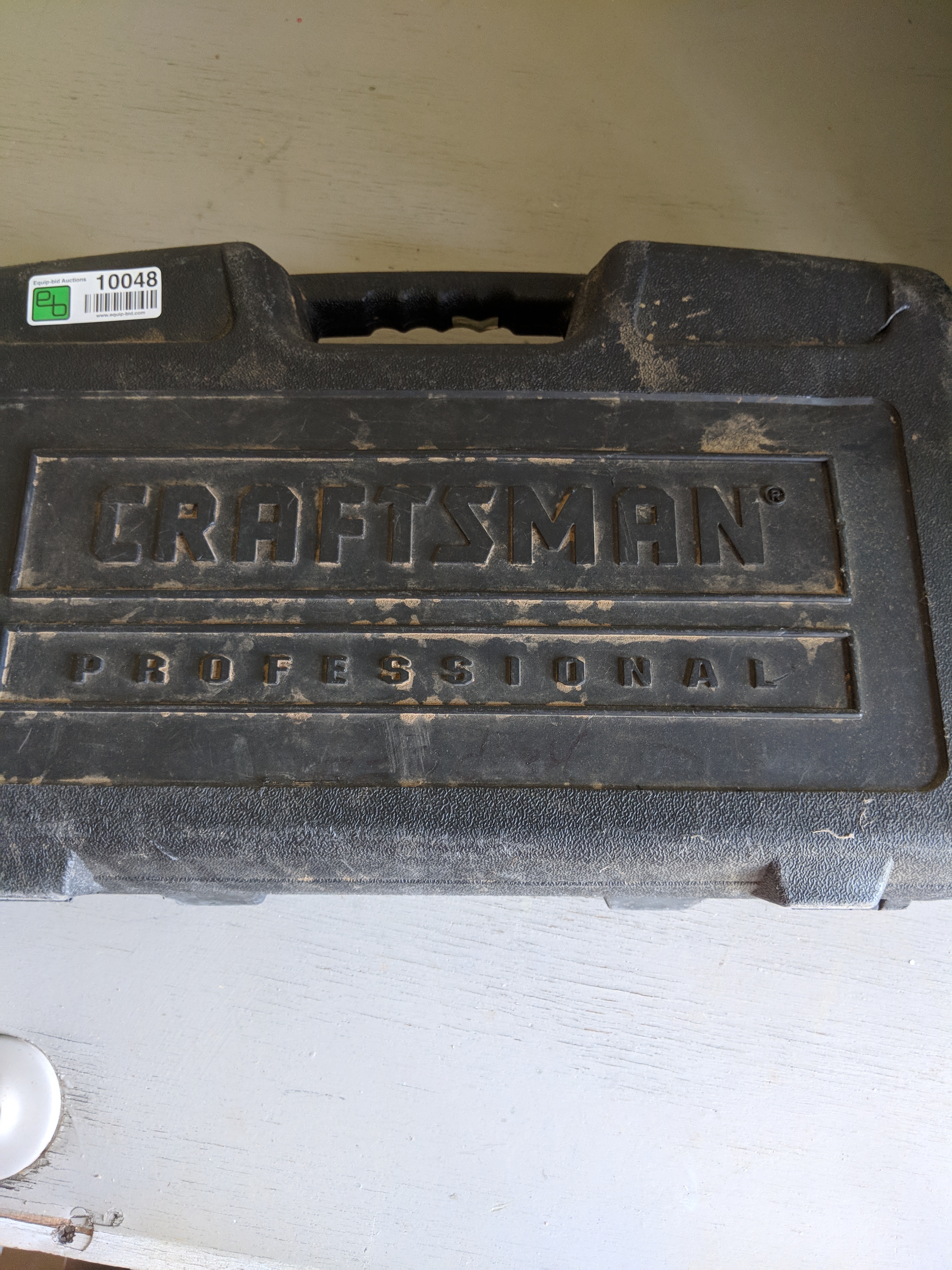 lot 10048 image: Craftsman drill