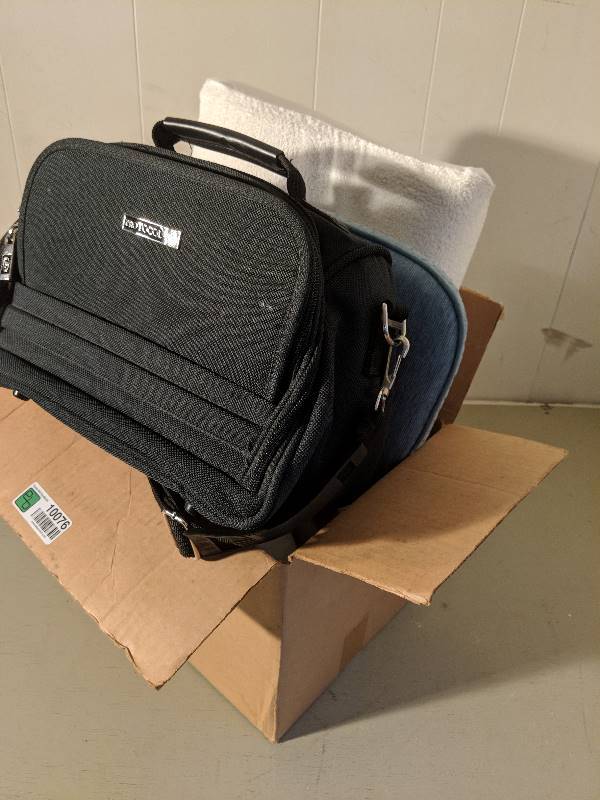 lot 10076 image: Personal travel bag