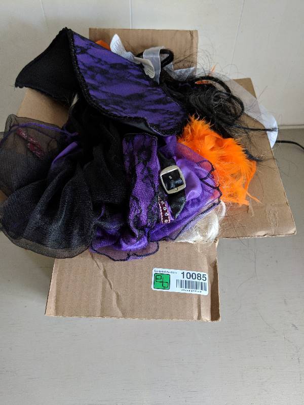 lot 10085 image: Costumes and wigs