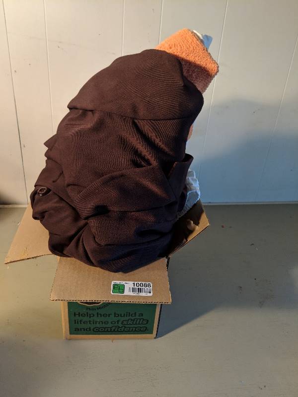 lot 10088 image: Designer coats and scarfs