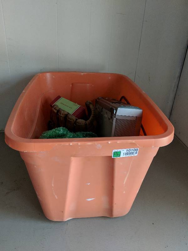 lot 10100 image: unique pottery items