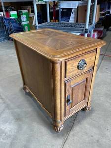 lot 207 image: Single drawer wood with cabinet side table 24 x 16 x 26 in