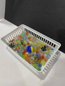 lot 1051 image: Vintage glass marbles assorted sizes and colors