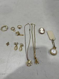 lot 1126 image: Womens jewelry