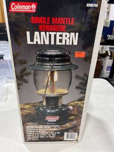 lot 1134 image: Coleman single mantle kerosene lantern