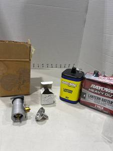 lot 1161 image: Lantern batteries and more