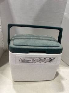lot 1170 image: Coleman small cooler