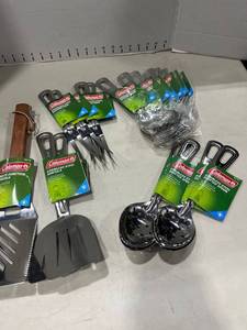 lot 1191 image: Coleman cooking utensils