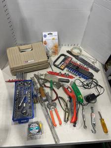lot 1200 image: Coleman inflate all and various tools