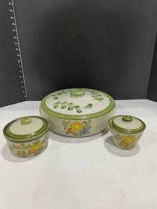 lot 2003 image: Louisville Stoneware lidded pieces 6 pieces (bring packing heavy)