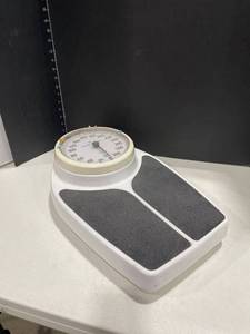 lot 2036 image: Health O Meter scale