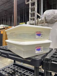 lot 2049 image: Sterilite 28 qt storage totes with lids