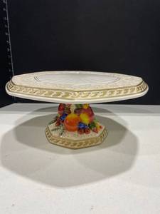 lot 3013 image: Fitz and Floyd cake plate